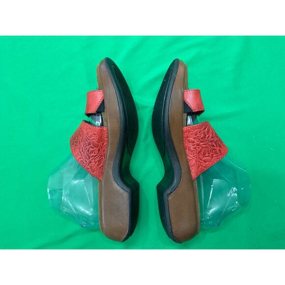 Dansko women’s Red leather slide sandals with two straps size 40 (US 9) - Picture 4 of 16